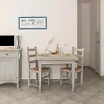 Apartment Village *